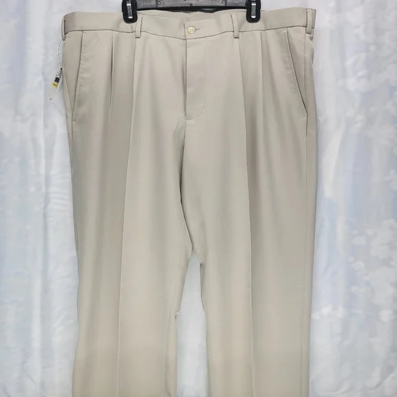 Van Heusen 40X32 Microfiber Comfort Stretch Taupe No Iron Dress Pants Cuffed NWT - Picture 6 of 7